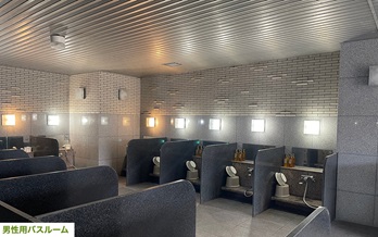 男性用バスルーム