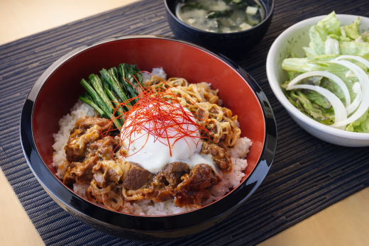 牛カルビビン丼